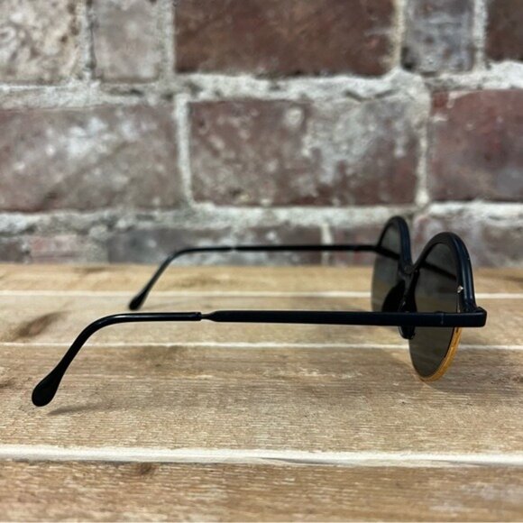 Gianfranco Ferre Vintage Black & Gold Sunglasses EUC main image 5